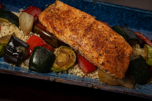 Orientalischer Lachs mit Grillgemüse auf Couscous